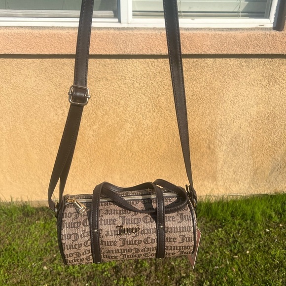 Brown JUICY COUTURE barrel purse , NWT​​ - Picture 2 of 13